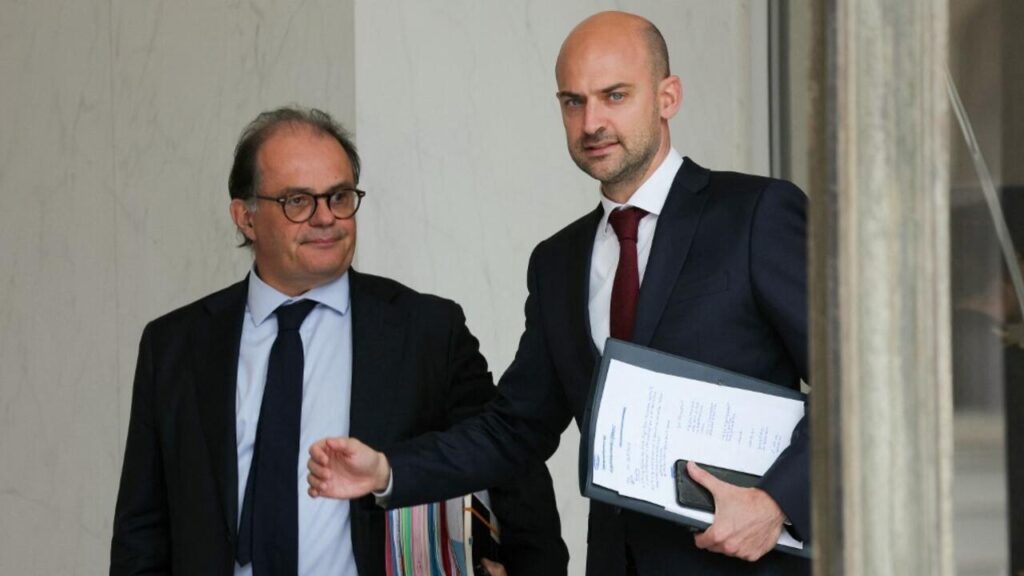 Gaza Student Leaves France Amid Backlash Over Anti-Semitic Social Media Posts – news-france.info