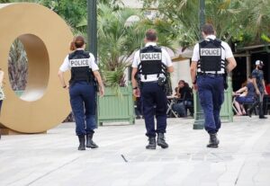 Deadly Terrorist Attack Rocks Bondi Beach: Australian Police Reveal Islamic State Connection – www.mondialnews.com
