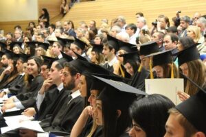 US College Graduates Face Tough Job Market – newyork365.info