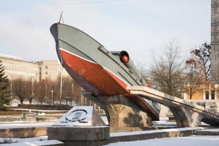 Russia Unleashes Hypersonic Oreshnik Missiles in Devastating Attack on Kyiv – www.mondialnews.com