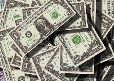 Is Soaring Student Debt Dragging Down the U.S. Economy? – news-usa.info