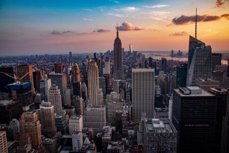 Democratic Socialists Challenge Incumbents in High-Stakes New York Primary – newyork365.info