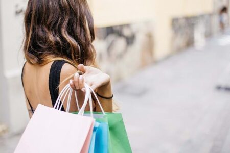 UK Retail Sales Surpass Expectations with 0.5% Growth in August – www.mondialnews.com